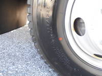 日野レンジャー平ボディ中型（4t）[写真24]