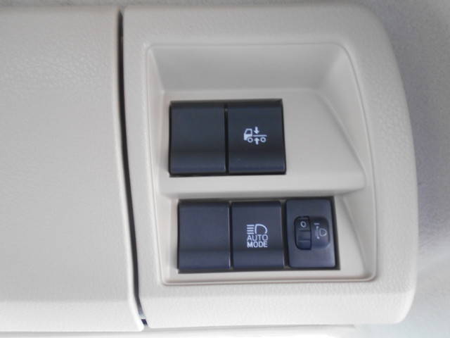 日野レンジャー平ボディ中型（4t）[写真36]