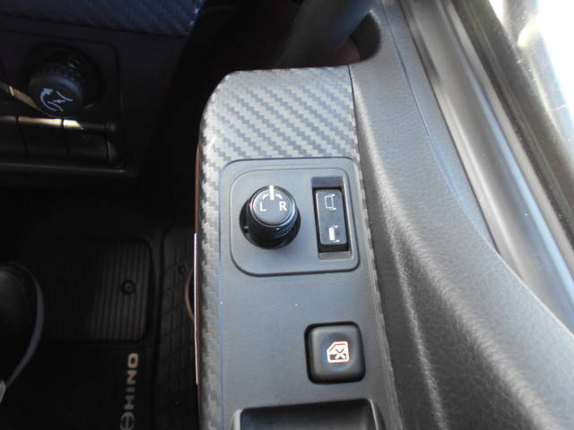 日野レンジャー平ボディ中型（4t）[写真39]