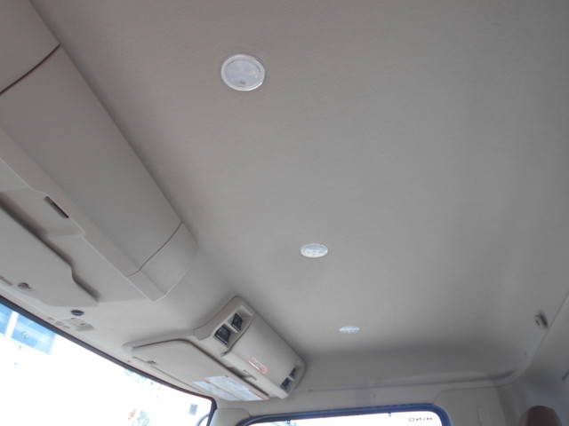 日野レンジャー平ボディ中型（4t）[写真40]