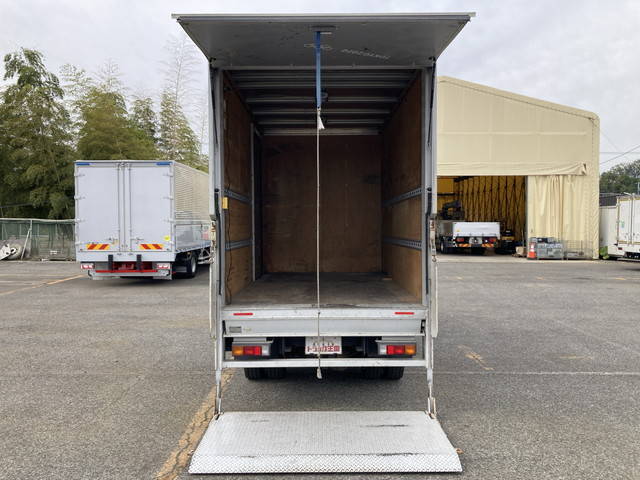 三菱ふそうキャンターアルミバン小型（2t・3t）[写真10]