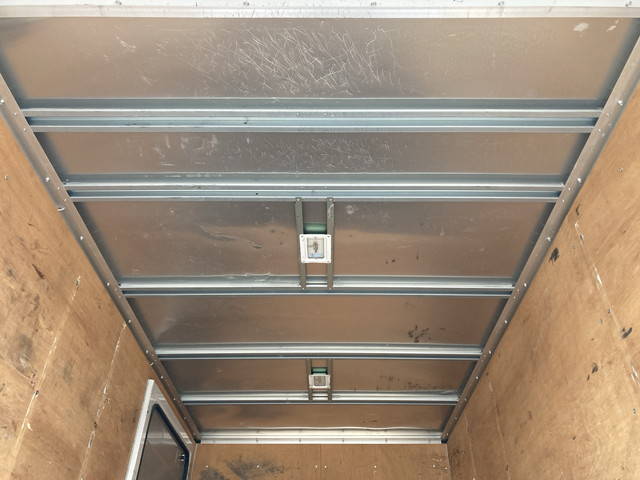 三菱ふそうキャンターアルミバン小型（2t・3t）[写真12]