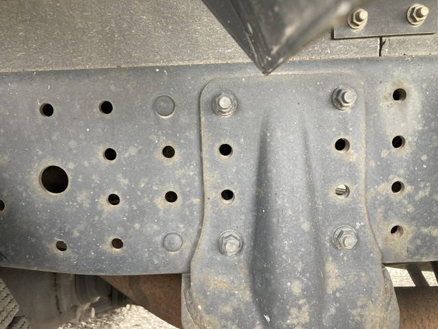 三菱ふそうキャンターアルミバン小型（2t・3t）[写真24]