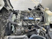 三菱ふそうキャンターアルミバン小型（2t・3t）[写真27]