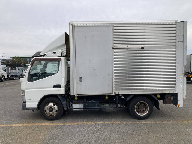 三菱ふそうキャンターアルミバン小型（2t・3t）[写真05]