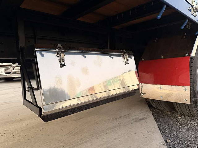 日野レンジャーセルフクレーン4段中型（4t）[写真16]