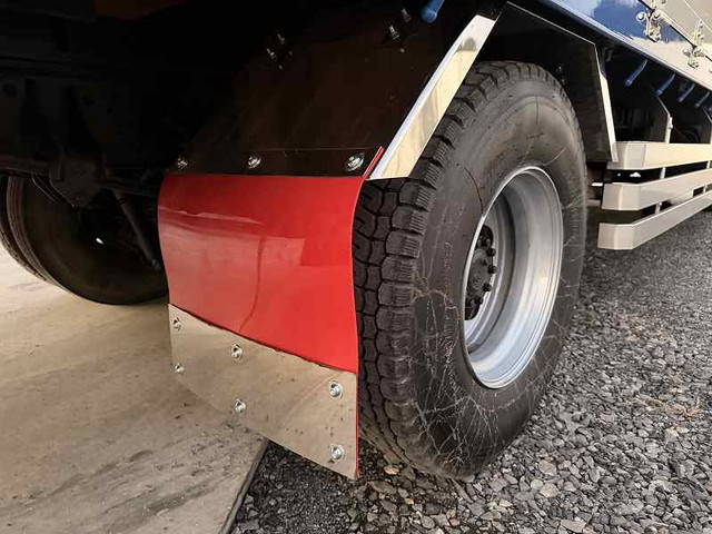 日野レンジャーセルフクレーン4段中型（4t）[写真17]