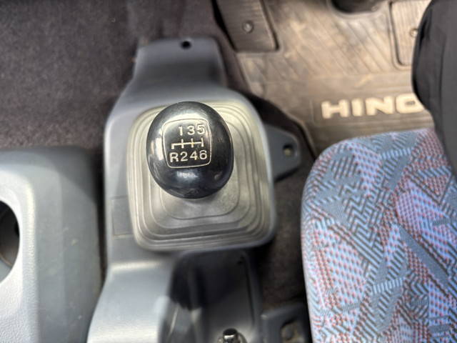 日野レンジャーアルミブロック中型（4t）[写真13]