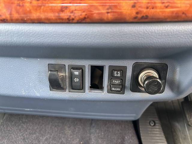 日野レンジャーアルミブロック中型（4t）[写真15]