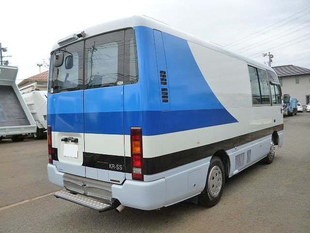 日産シビリアンその他の形状中型（4t）[写真02]