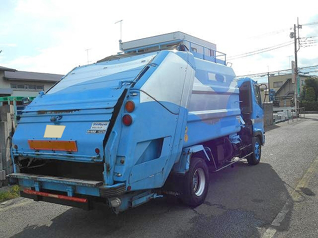 日野レンジャーパッカー車（塵芥車）中型（4t）[写真02]