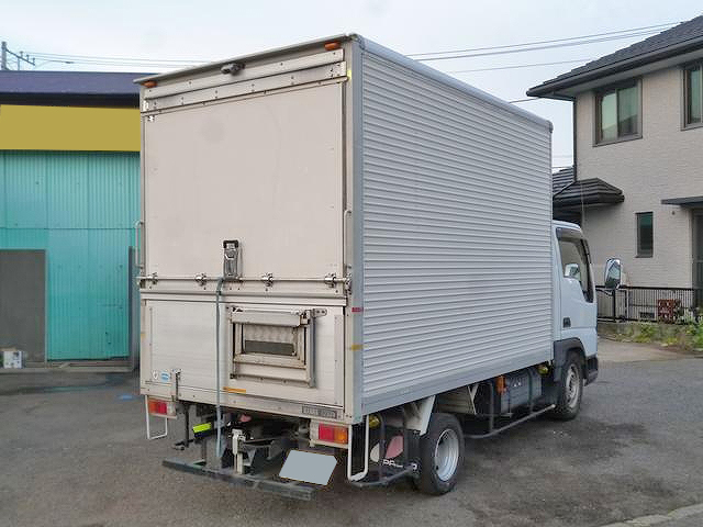 マツダタイタンダッシュアルミバン小型（2t・3t）[写真02]