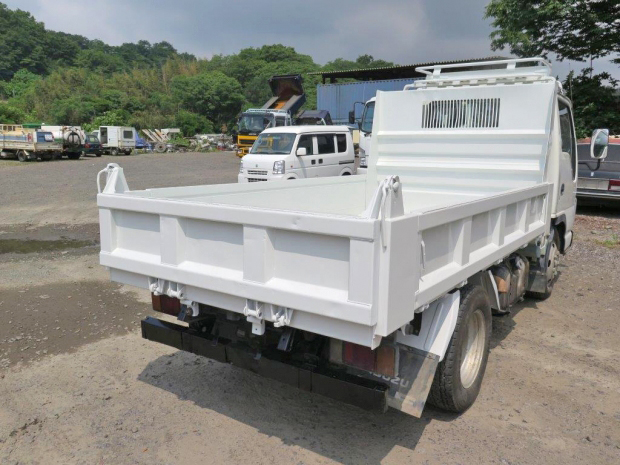 いすゞエルフダンプ小型（2t・3t）[写真02]