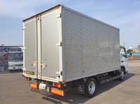 三菱ふそうキャンターアルミバン小型（2t・3t）[写真02]