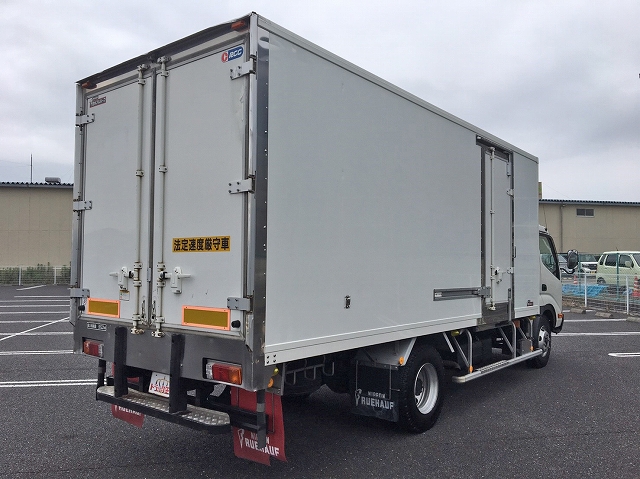 日野デュトロ冷凍車（冷蔵車）小型（2t・3t）[写真02]