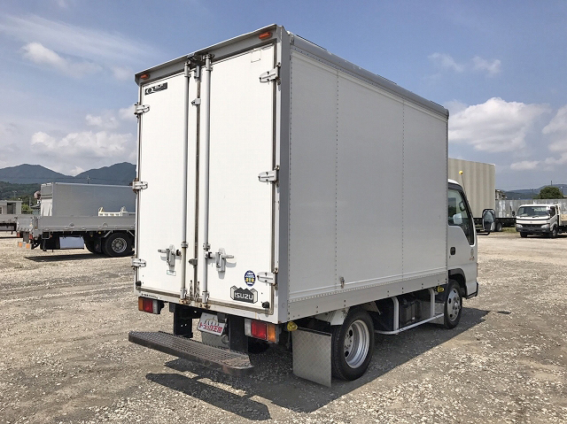 いすゞエルフパネルバン小型（2t・3t）[写真02]