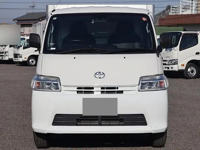 トヨタタウンエース冷凍車（冷蔵車）小型（2t・3t）[写真05]