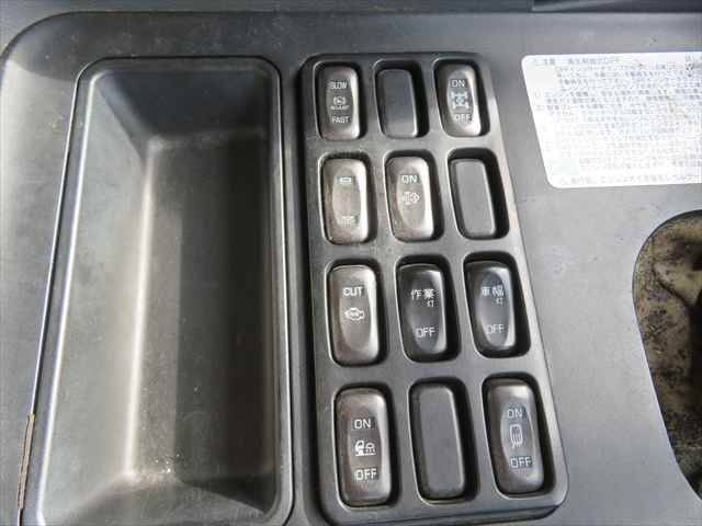 三菱ふそうその他の車種コンテナ専用車大型（10t）[写真22]