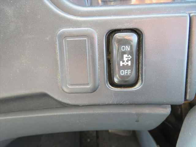 三菱ふそうその他の車種コンテナ専用車大型（10t）[写真26]