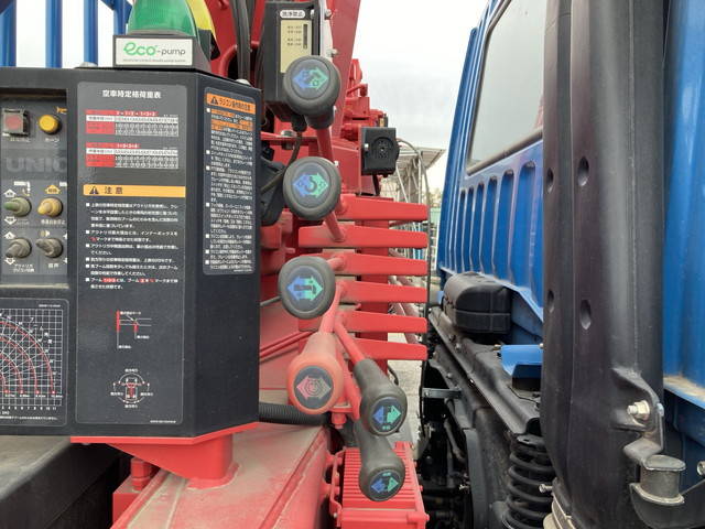 三菱ふそうファイターセルフクレーン4段増トン（6t・8t）[写真16]