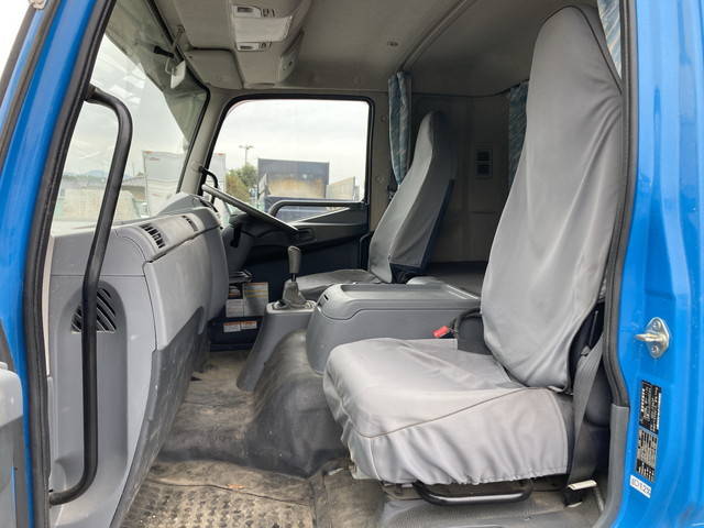 三菱ふそうファイターセルフクレーン4段増トン（6t・8t）[写真32]