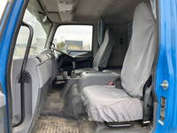 三菱ふそうファイターセルフクレーン4段増トン（6t・8t）[写真33]