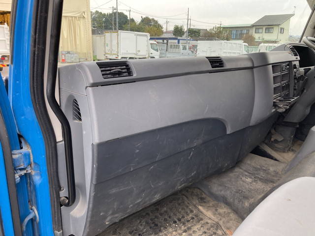 三菱ふそうファイターセルフクレーン4段増トン（6t・8t）[写真34]