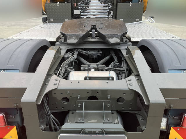 日野プロフィアトレーラーヘッド（トラクターヘッド）大型（10t）[写真10]