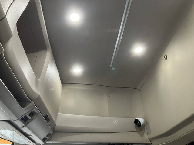 日野プロフィアトレーラーヘッド（トラクターヘッド）大型（10t）[写真25]