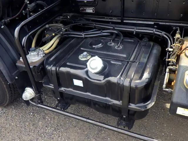 三菱ふそうファイターコンテナ専用車中型（4t）[写真38]