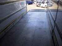 いすゞフォワード冷凍車（冷蔵車）増トン（6t・8t）[写真16]