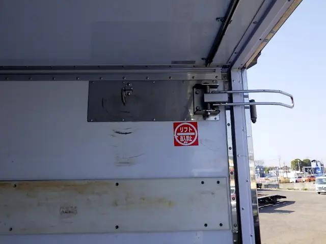 いすゞフォワード冷凍車（冷蔵車）増トン（6t・8t）[写真17]