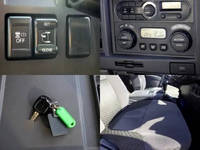 いすゞフォワード冷凍車（冷蔵車）増トン（6t・8t）[写真32]