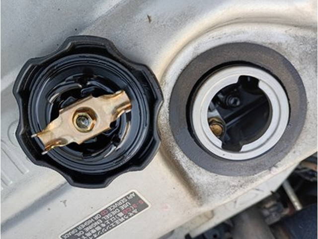 三菱ふそうキャンターローダーダンプ小型（2t・3t）[写真13]