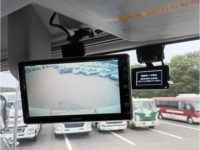 いすゞギガアルミウイング大型（10t）[写真27]