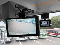 いすゞギガアルミウイング大型（10t）[写真28]