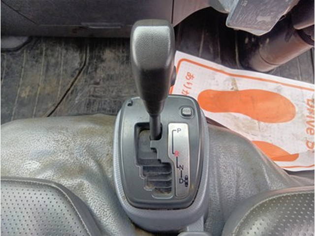 いすゞエルフダンプ小型（2t・3t）[写真23]