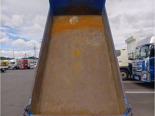 いすゞエルフダンプ小型（2t・3t）[写真06]