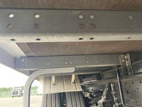 いすゞエルフアルミバン小型（2t・3t）[写真24]