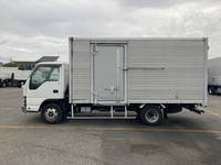 いすゞエルフアルミバン小型（2t・3t）[写真06]