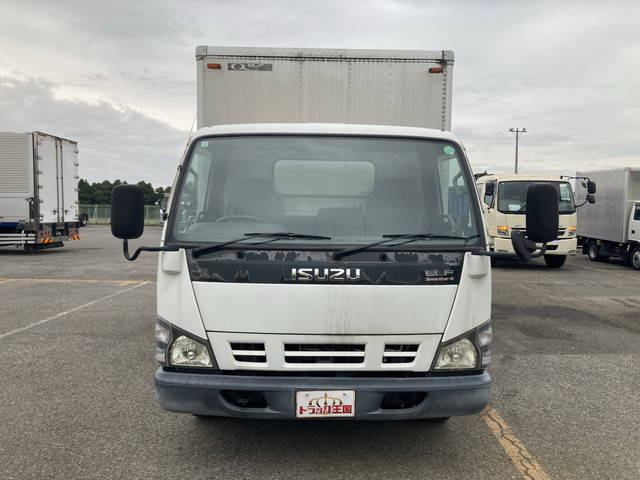 いすゞエルフアルミバン小型（2t・3t）[写真08]