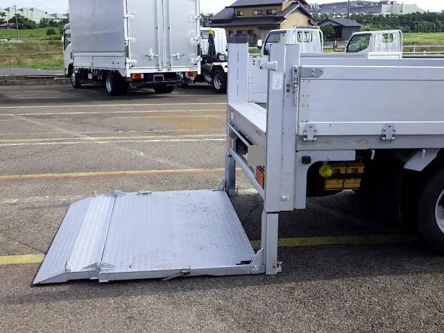 日野デュトロアルミブロック小型（2t・3t）[写真15]