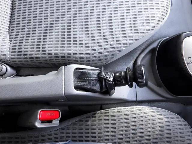 日野デュトロアルミブロック小型（2t・3t）[写真22]