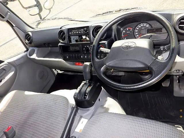 トヨタダイナその他の形状小型（2t・3t）[写真18]