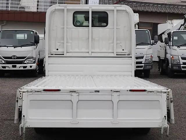 トヨタトヨエース平ボディ小型（2t・3t）[写真10]