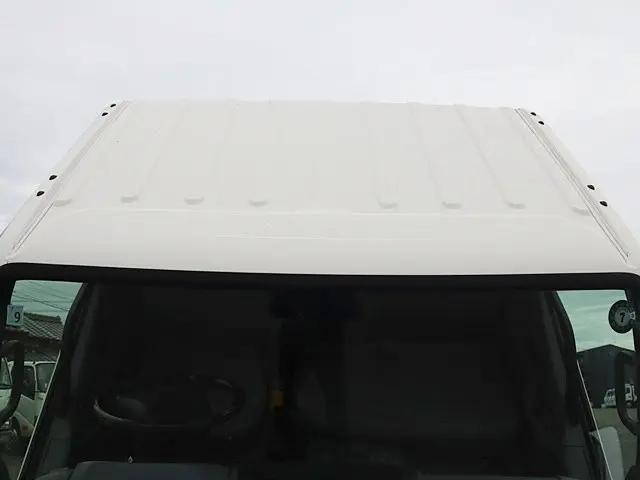 トヨタトヨエース平ボディ小型（2t・3t）[写真13]