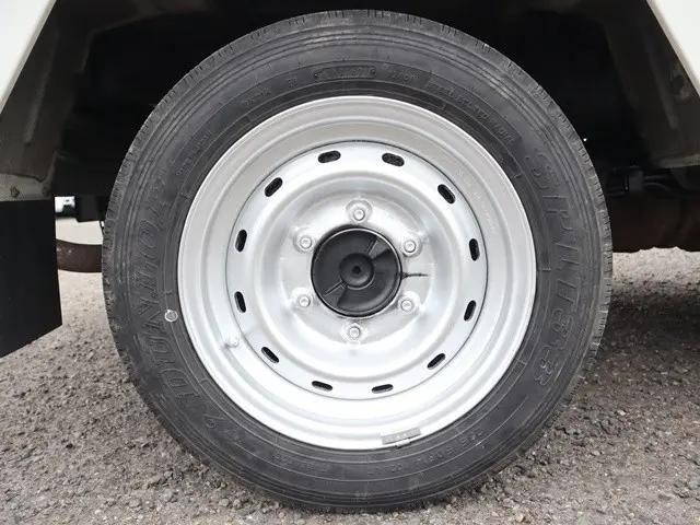 トヨタトヨエース平ボディ小型（2t・3t）[写真28]