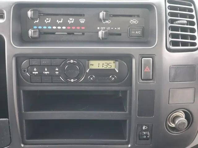 トヨタトヨエース平ボディ小型（2t・3t）[写真35]