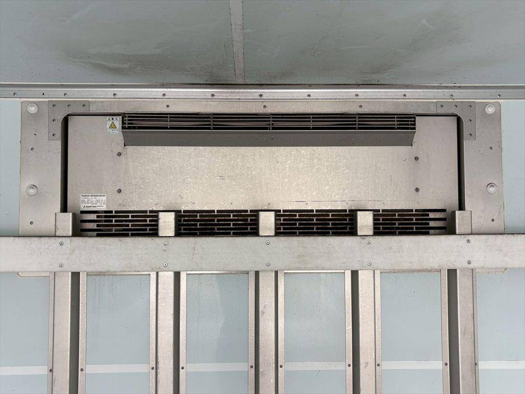 日野レンジャー冷凍車（冷蔵車）中型（4t）[写真11]