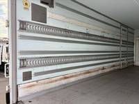 日野レンジャー冷凍車（冷蔵車）中型（4t）[写真10]